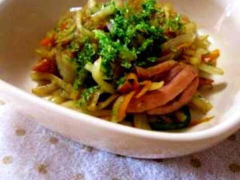 簡単♪粉末焼そばソースでじゃがいもの野菜炒め